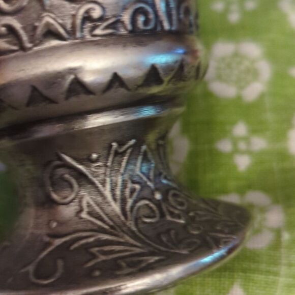 Unique Vintage USA 3D relief pewter &‎ ceramic pottery vase - Picture 7 of 7
